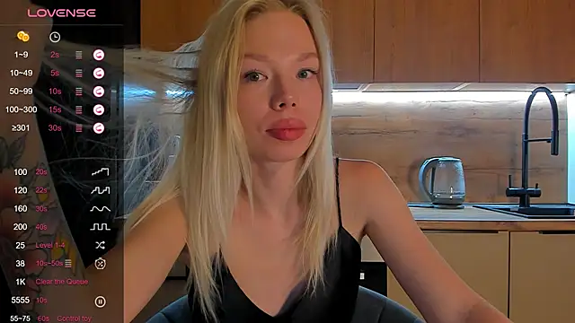 Olivia Bells online show from May 2026 09:19:01 PM