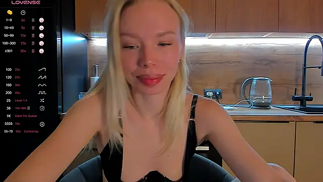 Olivia Bells online show from May 2026 10:07:01 PM