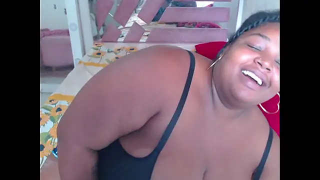 Snapshot of chocolatehot04 chatting on February 2025 02:24:02 PM chocolatehot04 online show from February 2025 02:24:02 PM