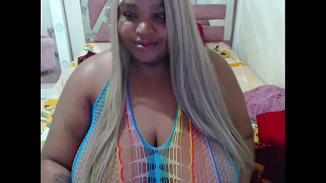 Snapshot of chocolatehot04 chatting on February 2025 05:34:02 AM chocolatehot04 online show from February 2025 05:34:02 AM