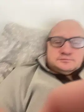 Snapshot of vanjbi45 chatting on February 2025 07:56:01 AM vanjbi45 online show from February 2025 07:56:01 AM