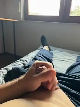 Snapshot of vanjbi45 chatting on October 2025 07:53:02 AM vanjbi45 online show from October 2025 07:53:02 AM