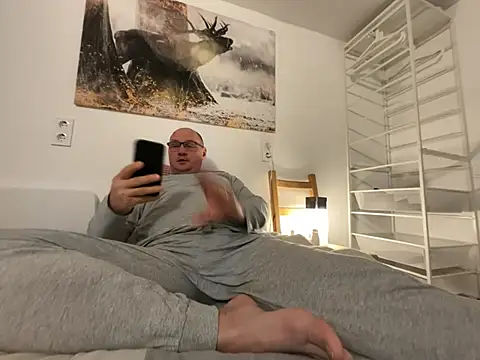 Snapshot of vanjbi45 chatting on February 2026 06:54:01 AM vanjbi45 online show from February 2026 06:54:01 AM