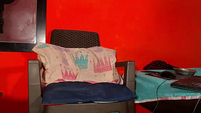 Snapshot of angelicatsx chatting on January 2025 02:02:01 PM angelicatsx online show from January 2025 02:02:01 PM