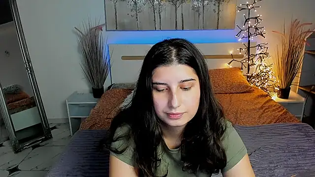 Snapshot of Linda_EX chatting on December 2024 10:38:02 AM Linda EX online show from December 2024 10:38:02 AM