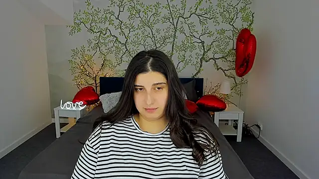 Snapshot of Linda_EX chatting on February 2025 11:10:02 AM Linda EX online show from February 2025 11:10:02 AM