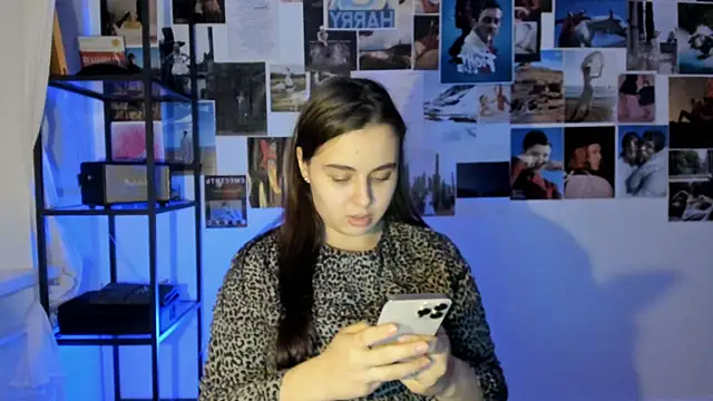 Tenderalise online show from December 2024 06:20:02 PM