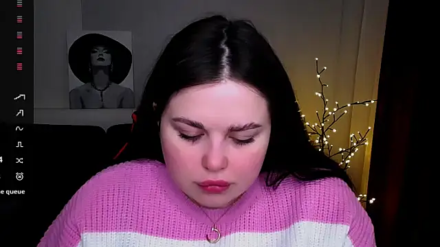 Emily Mo online show from February 2025 06:30:02 AM