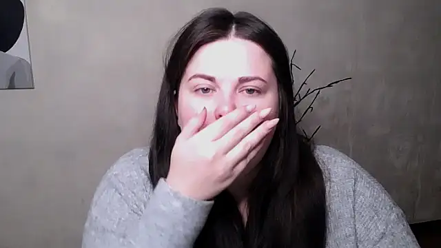 Emily Mo online show from October 2025 05:46:01 AM