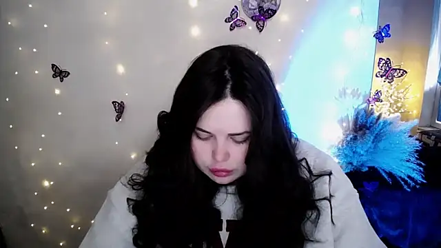 Emily Mo online show from February 2026 07:13:01 AM