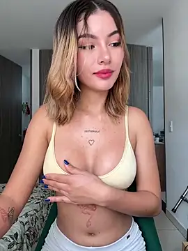 Your Honeey online show from December 2024 05:44:02 PM