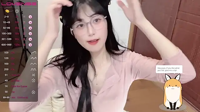 4uoki online show from January 2025 09:40:01 PM