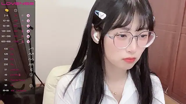 4uoki online show from January 2025 03:57:02 PM