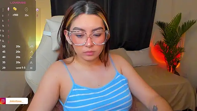 dakottaa  online show from August 2026 12:54:01 AM