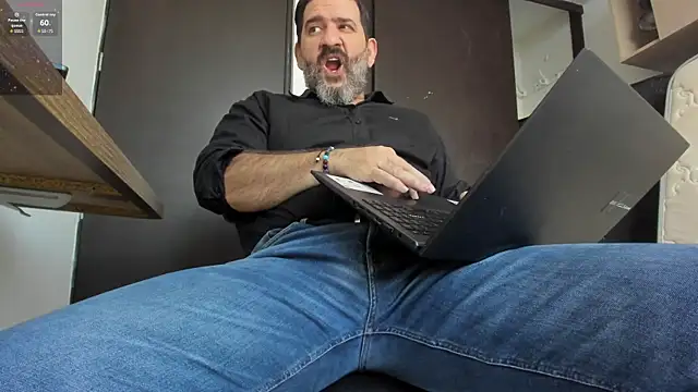 Maxi TheBigDaddy online show from May 2026 01:07:02 PM