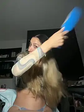 Snapshot of DanikRosse chatting on September 2025 04:35:02 AM DanikRosse online show from September 2025 04:35:02 AM