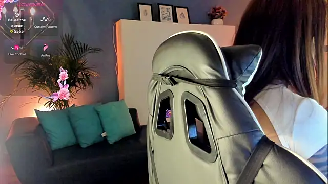 Megan inked online show from March 2026 03:33:02 AM