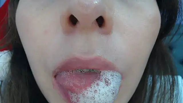 Snapshot of LilaSuni chatting on December 2024 09:57:01 PM LilaSuni online show from December 2024 09:57:01 PM