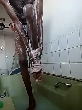 Snapshot of thegoodHost999 chatting on December 2024 01:18:02 PM thegoodHost999 online show from December 2024 01:18:02 PM