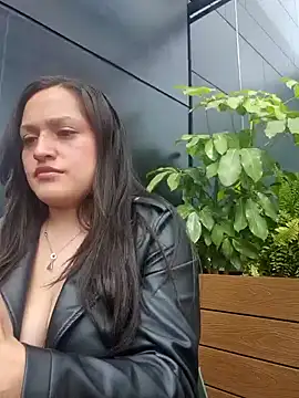 Snapshot of megan_doll2 chatting on December 2024 03:19:02 PM megan doll2 online show from December 2024 03:19:02 PM