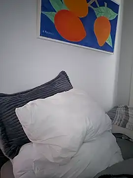 Snapshot of megan_doll2 chatting on December 2025 03:50:02 PM megan doll2 online show from December 2025 03:50:02 PM