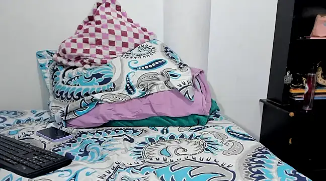 vicodollx online show from December 2024 12:22:01 AM