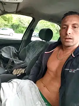 Snapshot of sebcucold chatting on April 2026 01:37:02 PM sebcucold online show from April 2026 01:37:02 PM