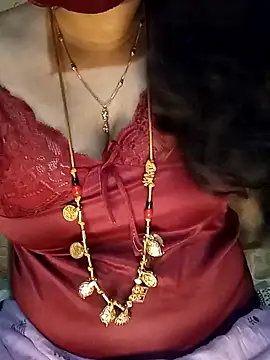 Snapshot of tuttifrutti17 chatting on December 2024 04:59:02 PM tuttifrutti17 online show from December 2024 04:59:02 PM