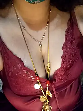 Snapshot of tuttifrutti17 chatting on December 2024 05:44:01 PM tuttifrutti17 online show from December 2024 05:44:01 PM