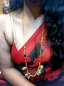 Snapshot of tuttifrutti17 chatting on February 2026 04:55:02 PM tuttifrutti17 online show from February 2026 04:55:02 PM