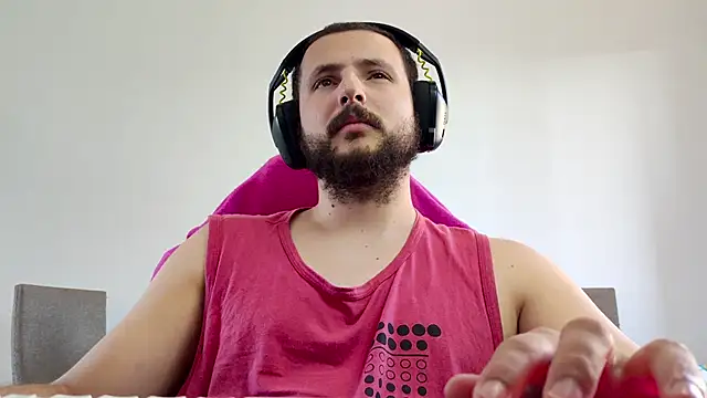 iurytx online show from November 2025 06:10:01 PM