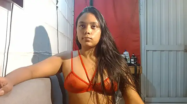 Chiara petterson online show from January 2025 04:59:01 AM