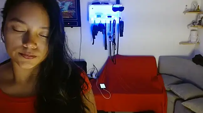 Chiara petterson online show from February 2025 07:44:02 AM