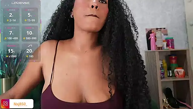 HOTBLACKANDWHITE2 online show from March 2026 04:29:01 AM