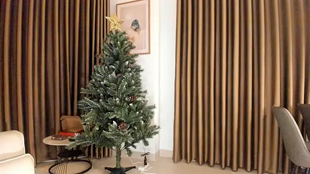 kawaii mia online show from December 2025 01:15:01 PM