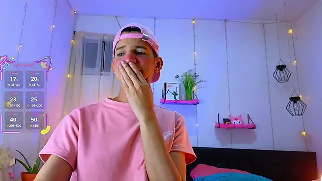 Ariel Femboy  online show from October 2025 11:57:02 PM