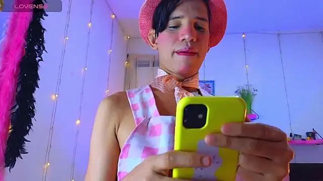 Ariel Femboy  online show from November 2025 06:12:01 AM