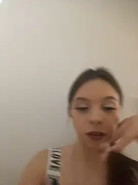 Snapshot of ElisabethDavis chatting on January 2025 06:19:02 PM ElisabethDavis online show from January 2025 06:19:02 PM