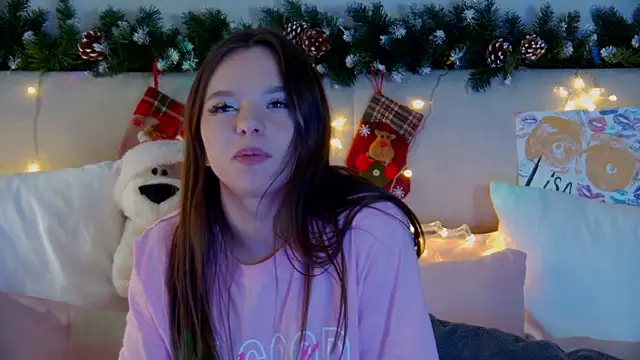 Snapshot of ElisabethDavis chatting on January 2025 09:20:01 PM ElisabethDavis online show from January 2025 09:20:01 PM