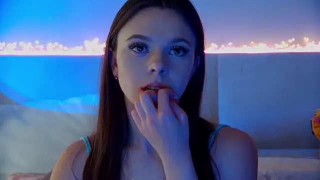 Snapshot of ElisabethDavis chatting on March 2025 10:02:02 PM ElisabethDavis online show from March 2025 10:02:02 PM