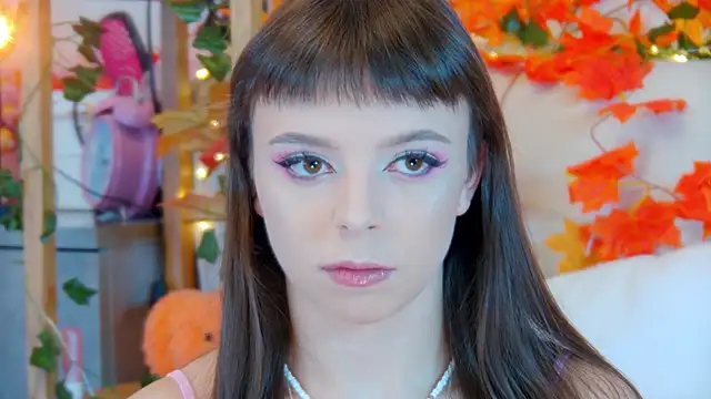 Snapshot of ElisabethDavis chatting on October 2025 03:19:01 PM ElisabethDavis online show from October 2025 03:19:01 PM