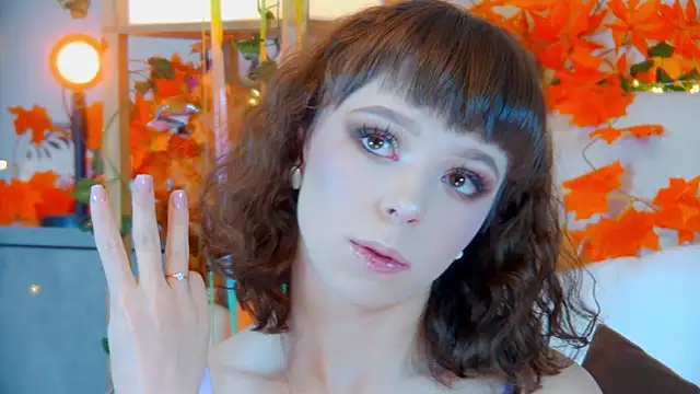 Snapshot of ElisabethDavis chatting on November 2025 03:17:02 PM ElisabethDavis online show from November 2025 03:17:02 PM