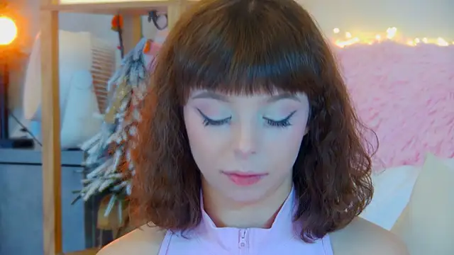 Snapshot of ElisabethDavis chatting on November 2025 03:14:02 PM ElisabethDavis online show from November 2025 03:14:02 PM