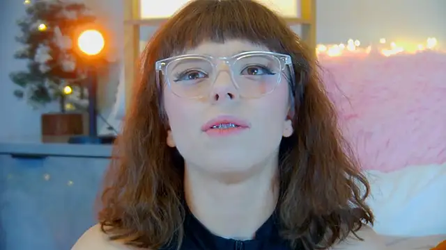 Snapshot of ElisabethDavis chatting on November 2025 03:15:02 PM ElisabethDavis online show from November 2025 03:15:02 PM