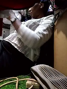 Hailey BaileyXYZ online show from April 2026 11:48:01 AM