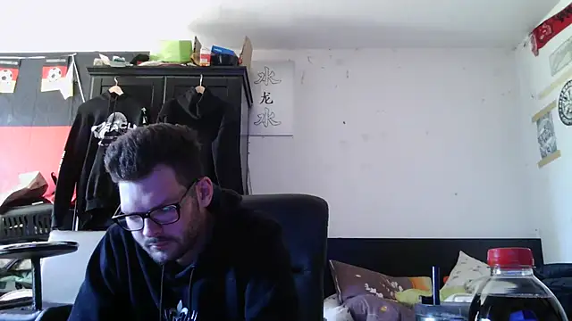 Die-geile-Sau online show from May 2026 11:37:02 AM