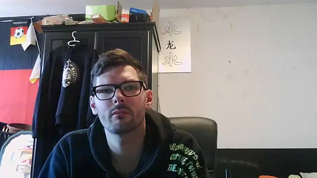 Die-geile-Sau online show from May 2026 01:06:01 PM