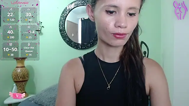 Snapshot of Sofia_Franco_ chatting on December 2024 07:15:02 PM Sofia Franco online show from December 2024 07:15:02 PM