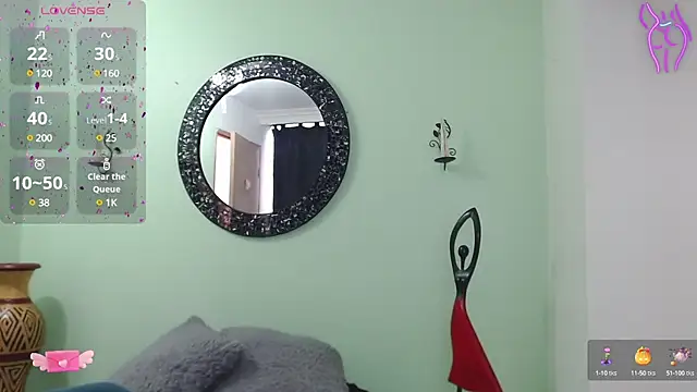 Snapshot of Sofia_Franco_ chatting on January 2025 07:27:02 PM Sofia Franco online show from January 2025 07:27:02 PM