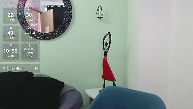 Snapshot of Sofia_Franco_ chatting on January 2025 10:31:02 PM Sofia Franco online show from January 2025 10:31:02 PM